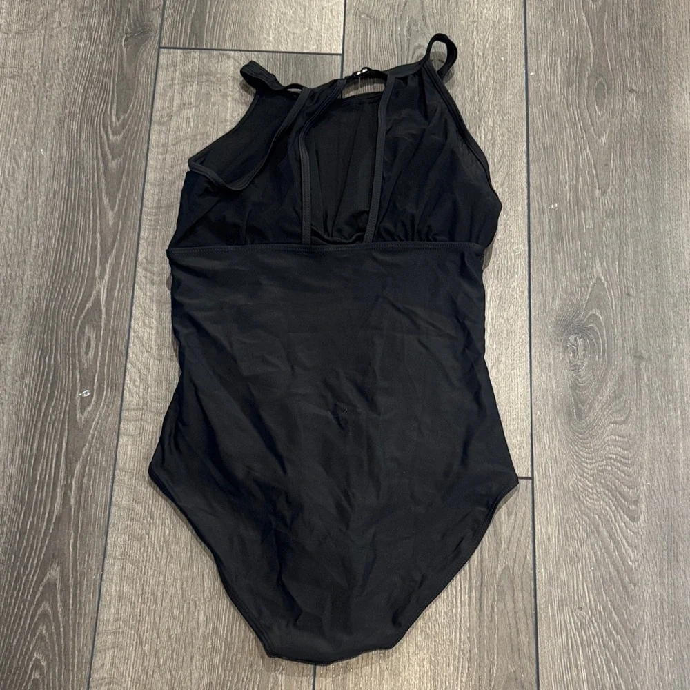 Amazon Black Women's One-Piece Swimsuit - Picture 4 of 5